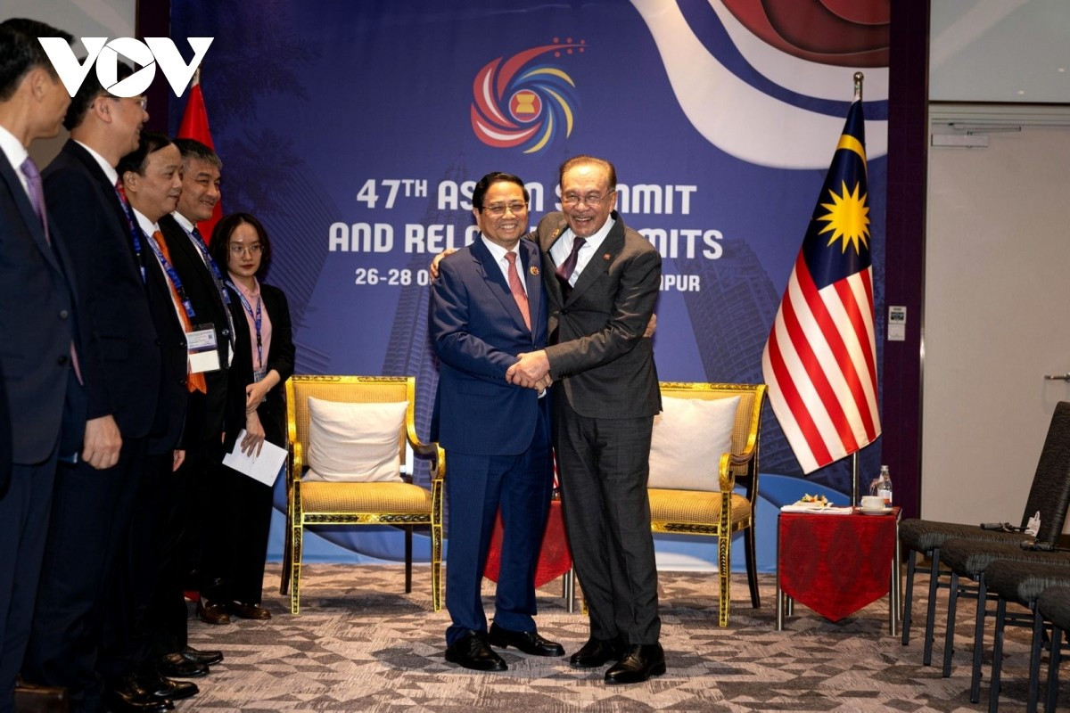 Thủ tướng Phạm Minh Chính và Thủ tướng Malaysia Anwar Ibrahim.