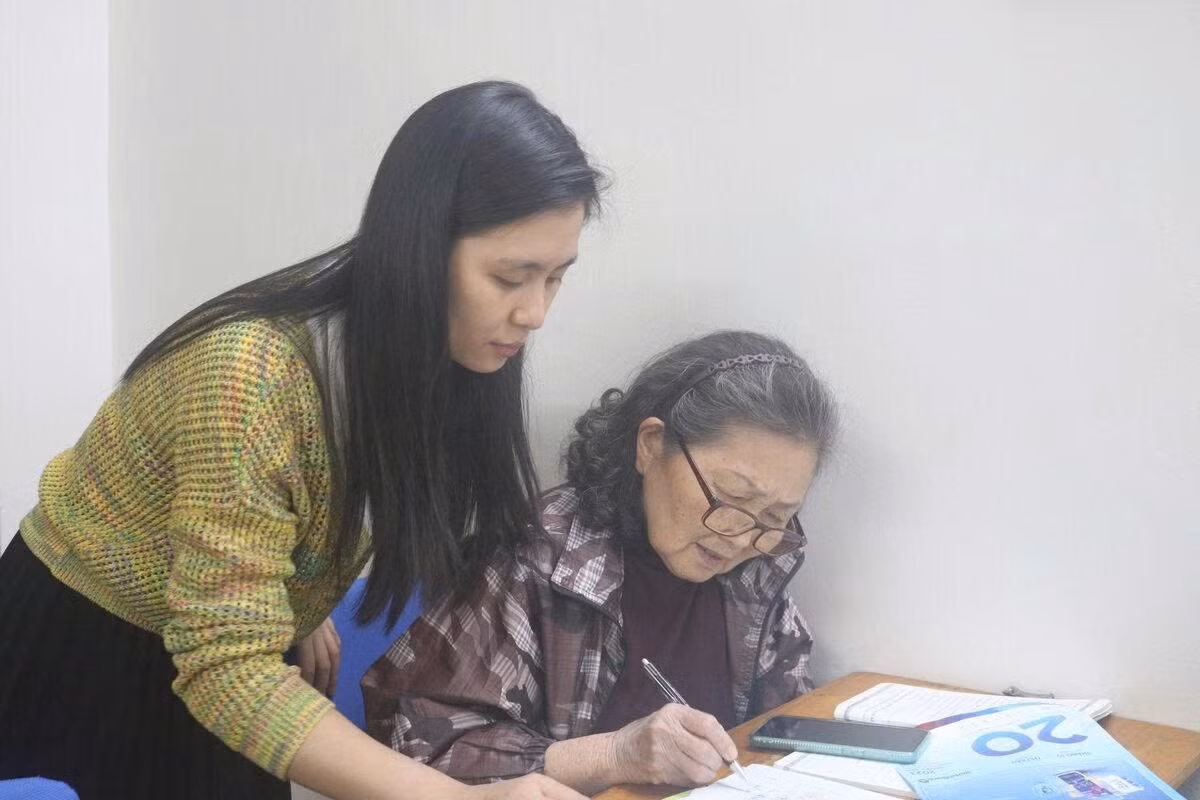 Khi việc học trở thành cầu nối thế hệ và liều thuốc tinh thần.