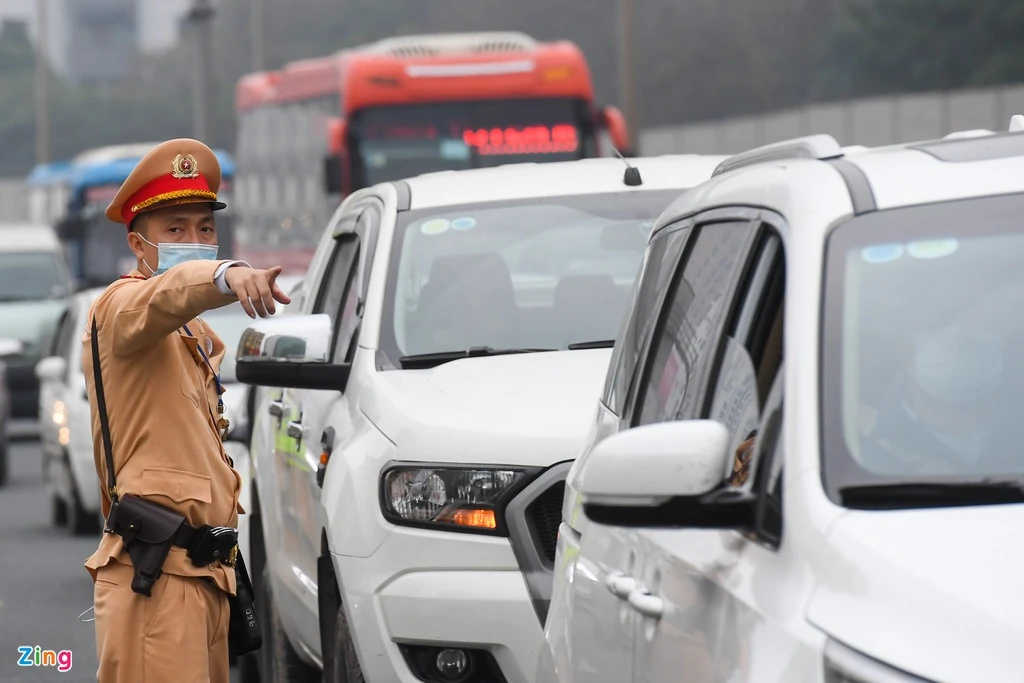 Cao tốc Pháp Vân - Cầu Giẽ ùn tắc chiều mùng 5 Tết