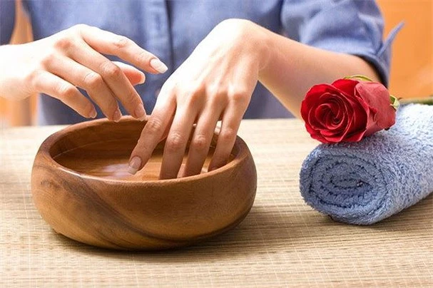 Bí quyết dưỡng ẩm đôi tay mềm mịn suốt mùa đông