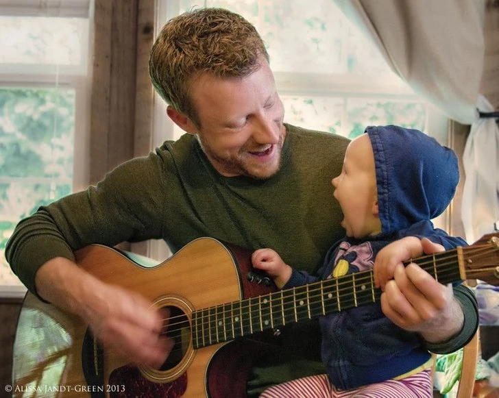 Tan chảy với những hình ảnh cha và con gái cực dễ thương