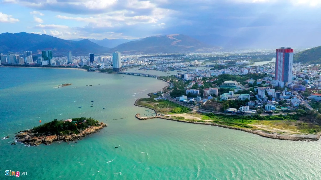 Dự án Nha Trang Sao giá 33 triệu USD... thành nơi đổ rác, hút chích