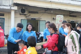 Chính sách nào cho 600 cán bộ công đoàn hợp đồng nghỉ việc?