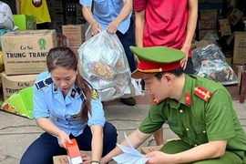 Công an mở chuyên án điều tra sản xuất thuốc, thực phẩm giả