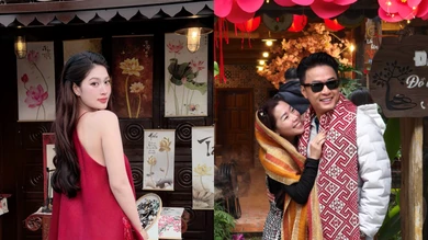 Hot face sao Việt: Đoàn Thiên Ân khoe vai trần trên phố những ngày giáp Tết