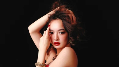 Kaity Nguyễn lọt top đề cử 100 gương mặt đẹp thế giới, nhan sắc thực ra sao?