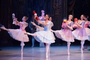 Ballet Nga trở lại sân khấu Hà Nội với hai tác phẩm kinh điển