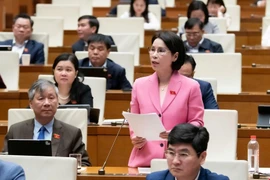 Đề xuất nhiều ưu đãi tiền lương, phụ cấp, điều kiện làm việc cho ngành y tế