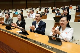 Cho phép Hà Nội thí điểm cơ chế, chính sách đặc thù thực hiện các dự án lớn