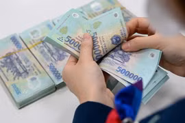 Mức thưởng Tết Bính Ngọ 2026 bình quân 8,69 triệu đồng/người