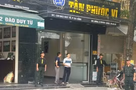 Đang khám xét nhà trùm giang hồ Vi "ngộ" ở Thanh Hoá