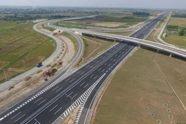 Tài xế di chuyển trên cao tốc Hà Nội - Hải Phòng cần chú ý điều này