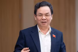  Muốn tăng trưởng 2 con số, Việt Nam buộc phải tái cấu trúc nền kinh tế