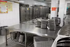 'Cuộc chiến' tự thanh lọc của doanh nghiệp thực phẩm học đường