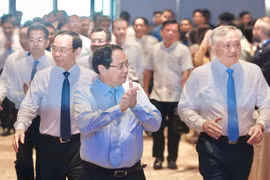 Thủ tướng dự hội nghị triển khai Nghị quyết về Trung tâm tài chính quốc tế