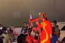 Công an làm việc với người phụ nữ hô hào đua xe khi 'đi bão'