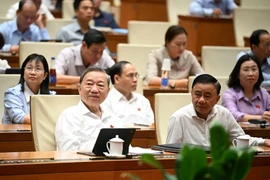 Chính thức thông qua Nghị quyết sáp nhập tỉnh, thành phố