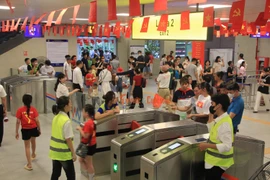 Hà Nội tăng tần suất chạy tàu đường sắt đô thị ngày 27/8