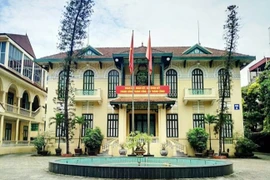 Mặt trận Tổ quốc Việt Nam không nhận hoa chúc mừng dịp 95 năm thành lập