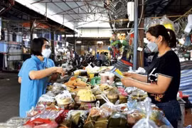 Khi nào hộ kinh doanh có doanh thu trên 500 triệu đồng/năm phải nộp thuế?