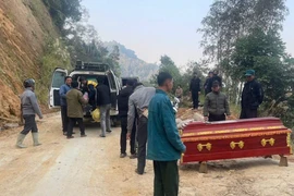 Vận chuyển thi thể nạn nhân TNGT giá 119 triệu đồng, HTX Tiền An bị đình chỉ