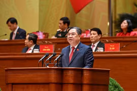 Thông qua Nghị quyết Đại hội đại biểu toàn quốc lần thứ XIV của Đảng