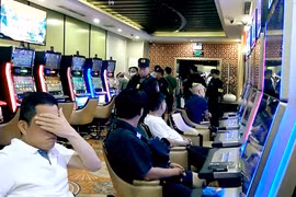 Lộ diện nhiều doanh nhân, ca sĩ trong vụ đánh bạc 2.600 tỷ đồng 