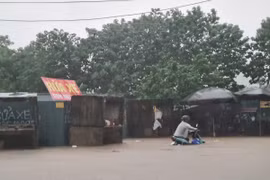 Hà Nội cập nhật các 'điểm nóng' ngập lụt