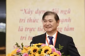 Đặt trí thức vào vị trí trung tâm của chiến lược phát triển quốc gia