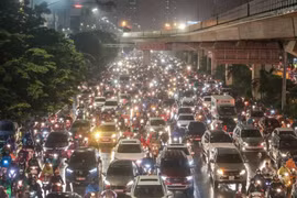 Hà Nội thí điểm cấm xe chạy xăng theo giờ tại 9 phường từ 1/7/2026