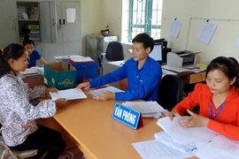 Phân bổ hợp lý biên chế công chức ở cấp tỉnh, cấp xã