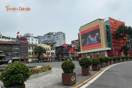 Tranh cãi về diện mạo Quảng trường Đông Kinh Nghĩa Thục sau phá "Hàm cá mập"