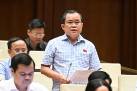 Có bắt buộc Chủ tịch UBND tỉnh dự toà khi bị kiện?