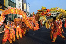Thủ tướng yêu cầu tổ chức Tết Bính Ngọ vui tươi, lành mạnh, an toàn, tiết kiệm