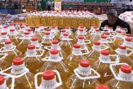 Phát hiện hàng loạt dầu thực vật kém chất lượng, hàng giả