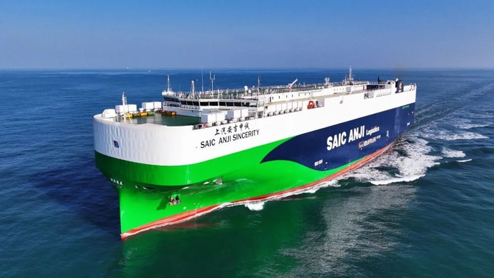 Việc các tập đoàn xe Trung Quốc liên tục hạ thủy tàu vận tải quy mô lớn không đơn thuần là sự mở rộng năng lực hậu cần. Đây còn là tuyên bố cho thấy họ đang từng bước kiểm soát toàn bộ chuỗi giá trị từ sản xuất đến phân phối toàn cầu, điều mà trước đây vốn là thế mạnh của các tập đoàn phương Tây.