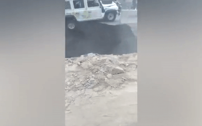 Ho tu than sieu to khong lo nuot o to, ca gia dinh thoat chet kho tin