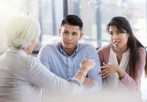 7 cách khơi gợi lửa tình khi bạn đời né tránh chuyện gối chăn?