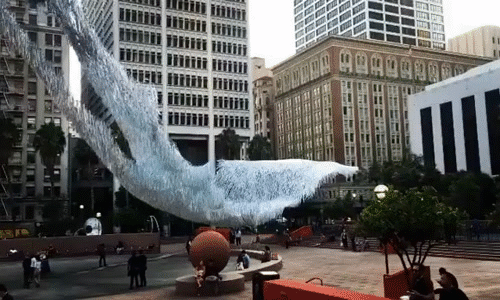 Tác phẩm nghệ thuật ấn tượng này được gọi là "Chất lỏng Shard", có khả năng mê hoặc bất cứ người nào có cơ hội chiêm ngưỡng nó.