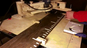 Tận mục quá trình khắc thước đầy thú vị.