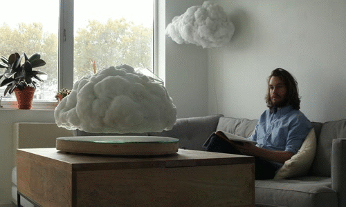 Nổi tiếng với những thiết kế và ý tưởng liên quan đến những đám mây bông xốp bồng bềnh, mới đây nhà thiết kế Richard Clarkson đã trở lại ngoạn mục với công nghệ sáng tạo mới được gọi là "Cơn bão âm nhạc lơ lửng". (Nguồn Bored Panda)