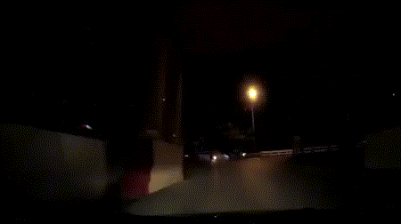 Bức ảnh động tuyệt vời ghi khoảnh khắc tuyệt mỹ khi sao băng tiếp cận Trái đất ở khoảng cách cực gần.