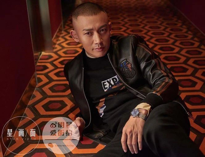 Bị nghi đồng tính, "Hoàng Thượng" Diên Hi tung loạt ảnh "chuẩn men"