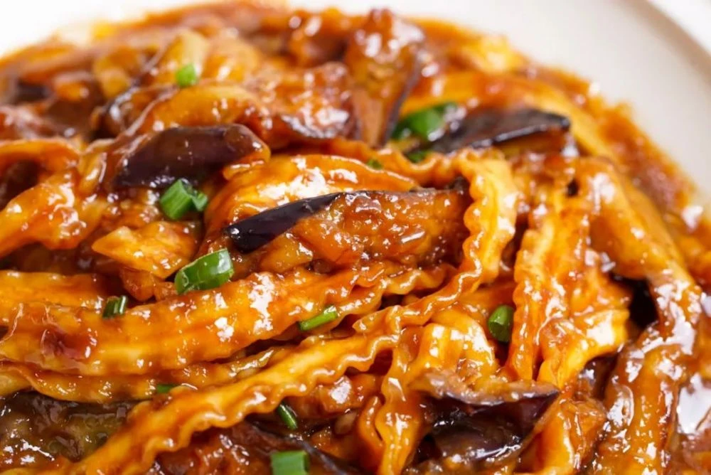 Lạ miệng món mì cà tím ngon “nuốt lưỡi”, ăn một lần mê luôn