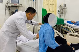 Bỏ thuốc điều trị tuyến giáp, người phụ nữ bị biến chứng viêm cơ tim 