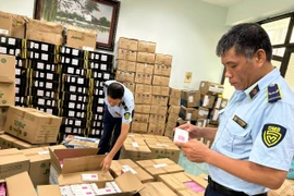 Xử phạt doanh nghiệp gia công sản phẩm phụ khoa giả mạo nhãn hiệu Lacto Mason