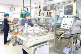 Mất con vì chọn sinh giờ đẹp