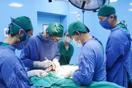 Phẫu thuật thành công điều trị bệnh Paget vú cho người phụ nữ 63 tuổi 