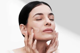 Mẹo giúp da mặt tăng độ đàn hồi