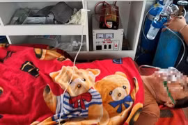 Sử dụng máy phát điện gần phòng ngủ, hai vợ chồng ở Hà Tĩnh bị ngạt khí CO 